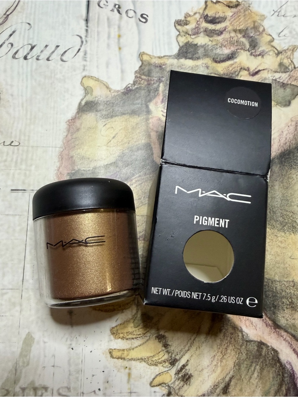 MAC COSMETICS BNIB COCOMOTION PIGMENT RARE 7.5g jar!